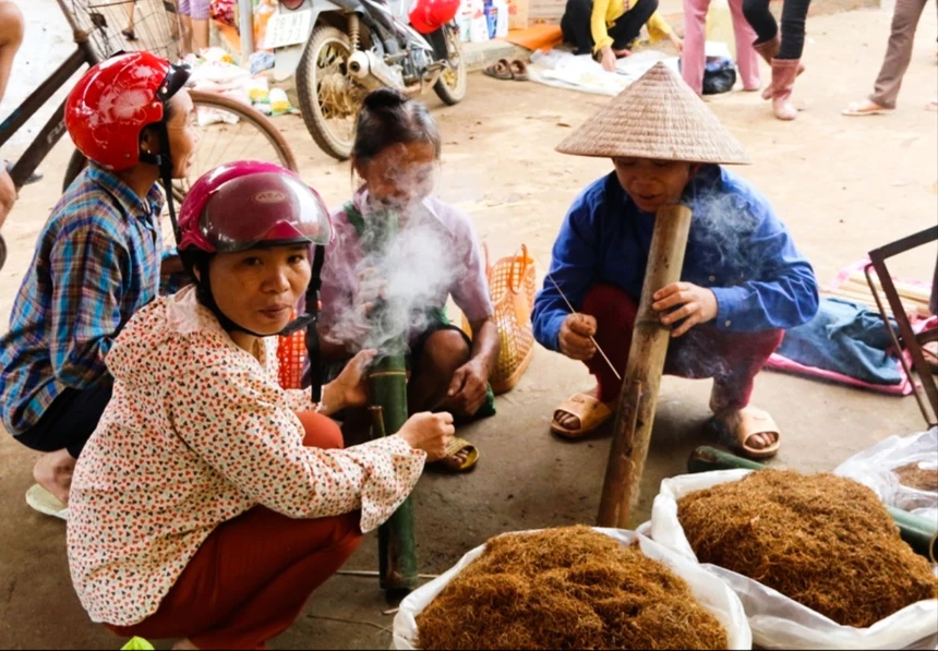 Mua Thuốc Lào Thanh Hóa Online Ở Đâu Uy Tín, Giao Nhanh? 7 Chợ thuốc lào truyền thống