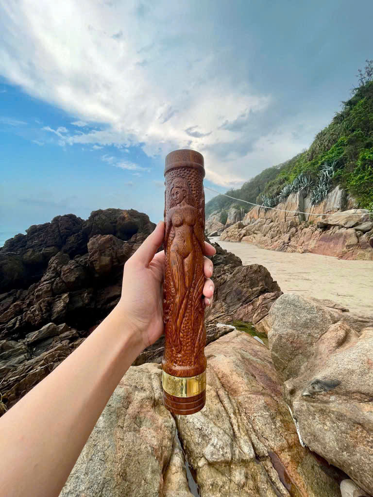 650k kèm bao rút âm gỗ đục tay